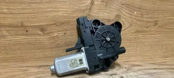 Volvo S80 Front door window regulator motor 970713101