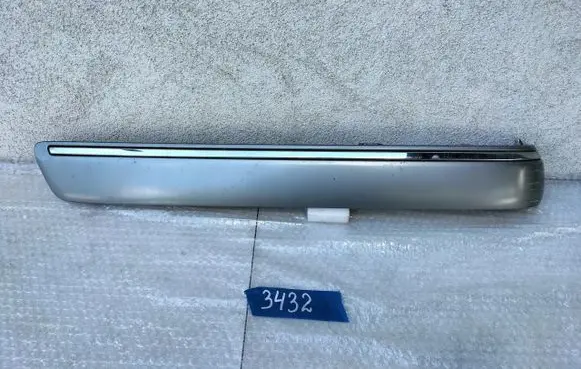 Mercedes-Benz E W210 Front bumper splitter molding A2108852921