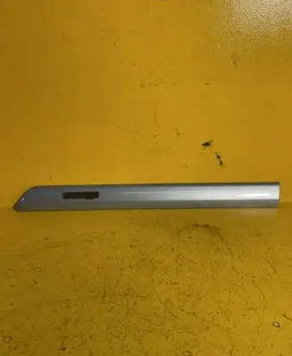 Audi A4 S4 B6 8E 8H Front arch trim 8H0853983