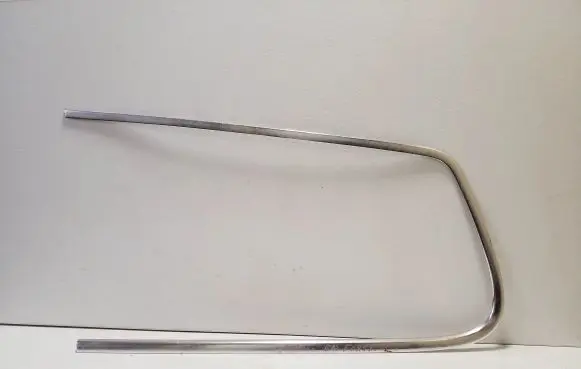 Volkswagen PASSAT B6 Rear side glass trim 3C9853345