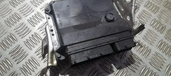 Toyota Auris 150 Engine control unit/module 8966102e51