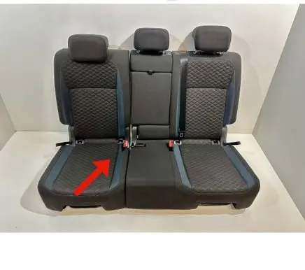 Volkswagen Tiguan Rear seat 5NA885375D