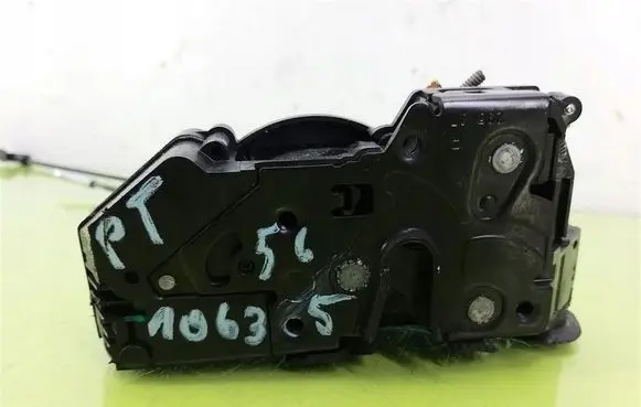 Chevrolet HHR Rear door lock 