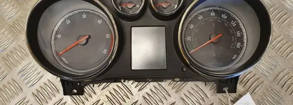 Opel Insignia A Speedometer (instrument cluster) 365903926