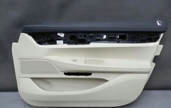 BMW 7 G11 G12 Front door card panel trim