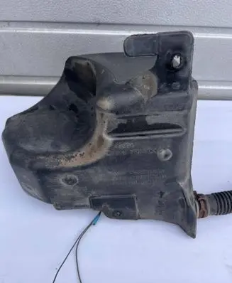 Chrysler Voyager Windshield washer fluid reservoir/tank 46384 04857839AB 04857841AB