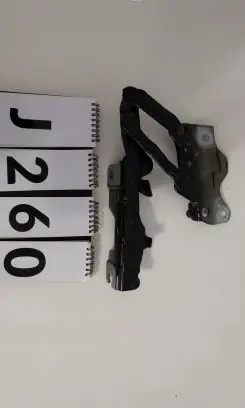 BMW X5 G05 Engine bonnet/hood hinges 7418201