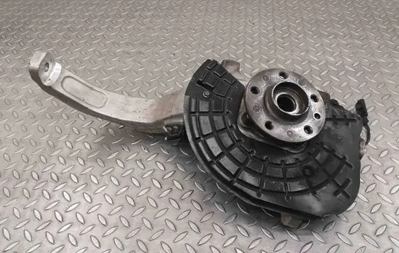 Maserati Levante Front wheel hub 670106872 670037273