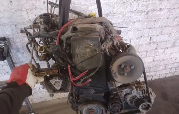Ford Escort Engine
