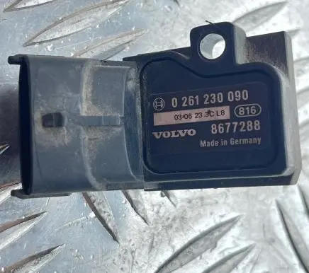 Volvo S80 Air pressure sensor 0261230090 8677288