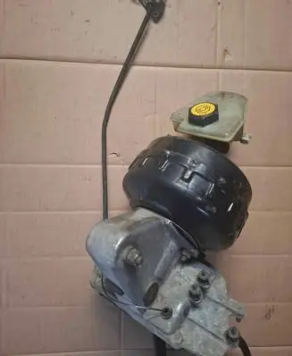 Jaguar XJ X308 Brake booster MNA5372AA