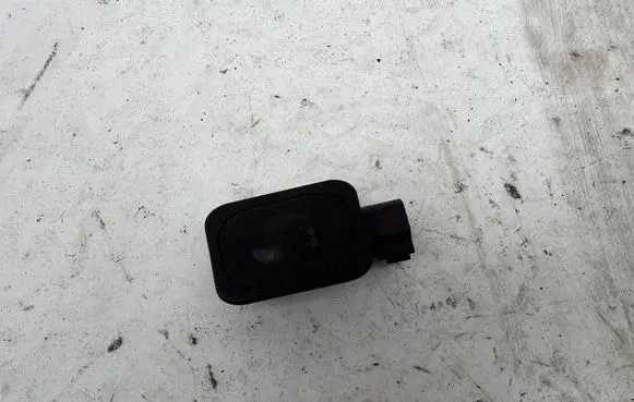 Ford Grand C-MAX Tailgate/boot open switch button IL2T14K147A