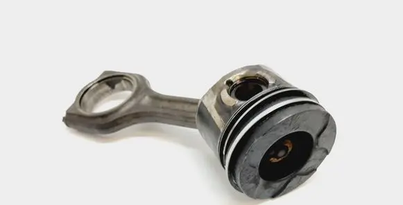 Volvo V50 Piston with connecting rod