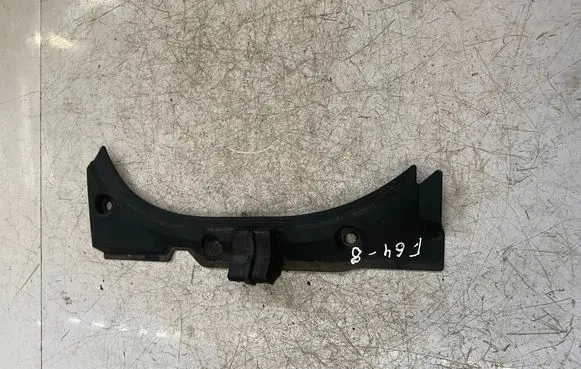 Audi A8 S8 D4 4H Other engine bay part 4H0823746
