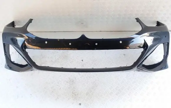 BMW 8 G15 Front bumper 8070558