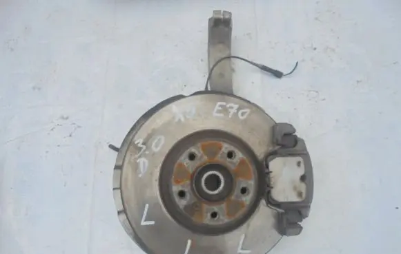 BMW X5 E70 Front wheel hub spindle knuckle 8536514