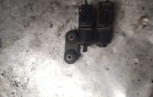 Mitsubishi Carisma Turbo solenoid valve K5T49680