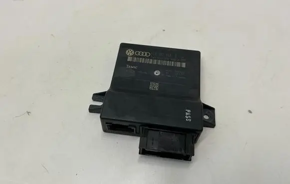 Audi A8 S8 D3 4E Gateway control module 4L0907468B 4L0910468A