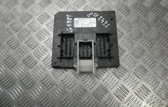 Volkswagen PASSAT B8 Comfort/convenience module 5Q0937086BM