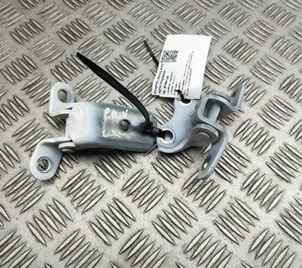 Toyota C-HR II Front door hinges set 6871002060 6873002050