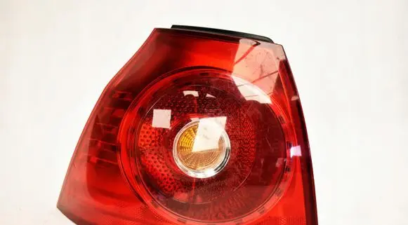Volkswagen Golf V Rear/tail lights 1K6945095AC