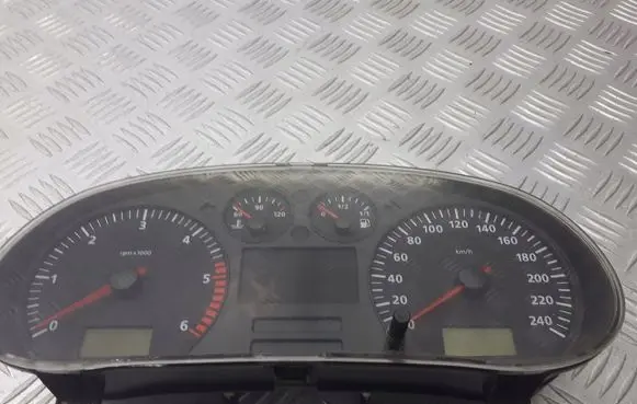 Seat Leon (1M) Tachometer 1M0920822D