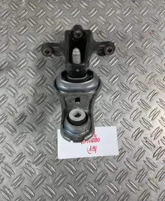 Opel Vivaro Engine mount bracket 93866731 314R7464