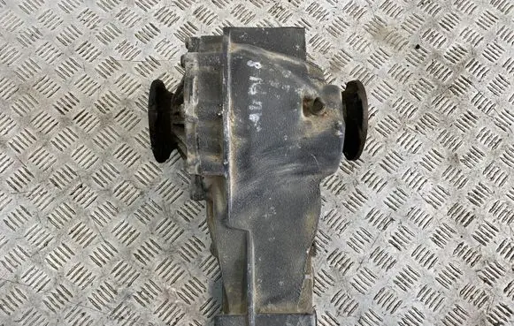 Audi A8 S8 D2 4D Rear differential 01R525053C