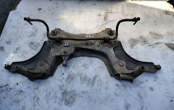Renault Megane III Front axle beam 