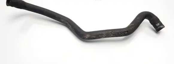 Volkswagen PASSAT B3 Engine coolant pipe/hose