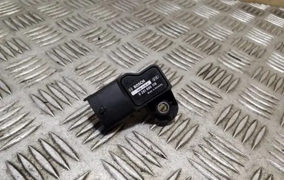 Honda CR-V Air pressure sensor 0281006118