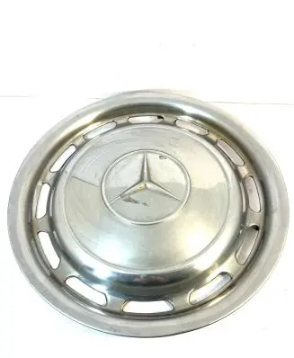 Mercedes-Benz 200 300 W123 R14 wheel hub/cap/trim 