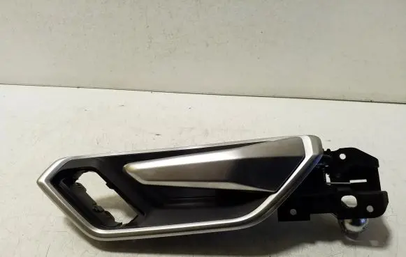 Audi e-tron Front door interior handle 4KE837020