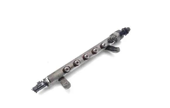 Land Rover Freelander 2 - LR2 Fuel main line pipe 9656917280