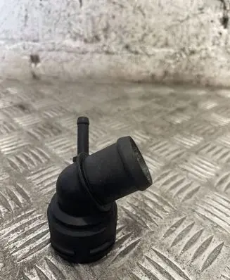 Seat Ibiza IV (6J,6P) Engine coolant pipe/hose 6Q0122291E