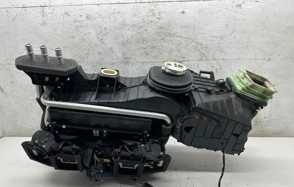 BMW 5 F10 F11 Interior heater climate box assembly V7419