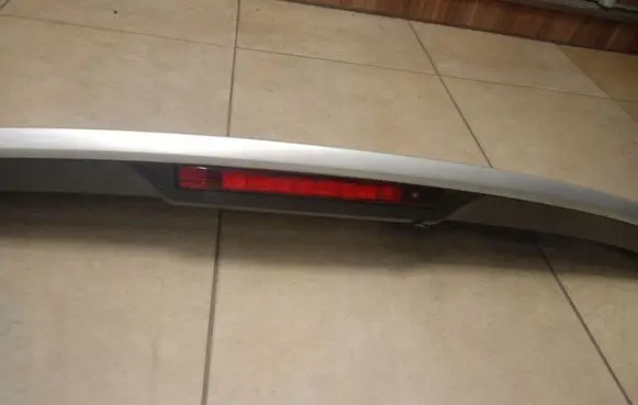 Renault Captur Tailgate/trunk spoiler 