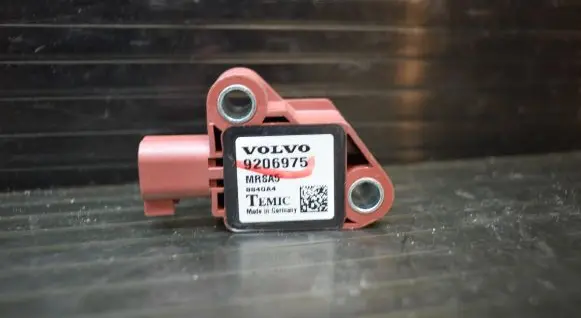 Volvo V50 Airbag deployment crash/impact sensor 9206975