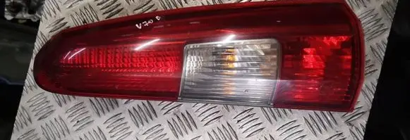 Volvo V70 Rear/tail lights 9154494