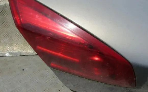 Renault Vel Satis Tailgate rear/tail lights 