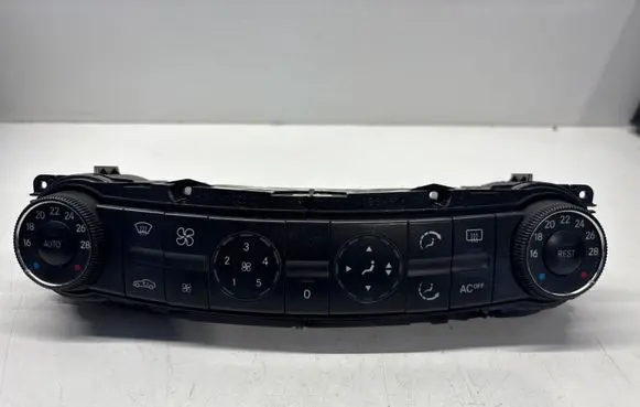 Mercedes-Benz E W211 Climate control unit 2118300385