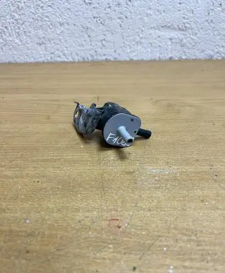 Toyota RAV 4 (XA40) Turbo solenoid valve 9091012276 F1088