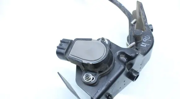 Volkswagen PASSAT B8 Accelerator throttle pedal