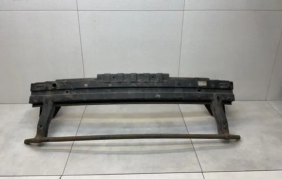 Hyundai i40 Front bumper cross member