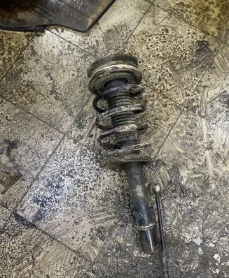 Peugeot 607 Front shock absorber/damper