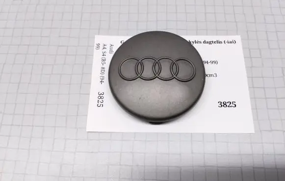 Audi A4 S4 B5 8D Original wheel cap 8D0601170A
