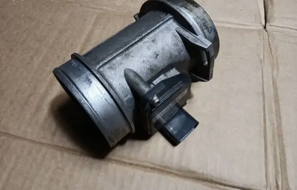 Audi A4 S4 B7 8E 8H Mass air flow meter 059906461M