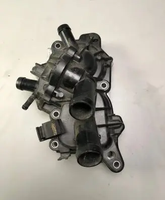 Volkswagen Jetta USA Water pump 04E121042L 162479FT