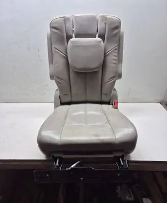 Chrysler Town u0026 Country V Rear seat 
