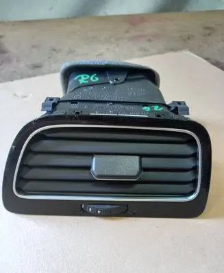 Volkswagen Golf VII Dashboard side air vent grill/cover trim 5G1819704 5G1819710 5G1819248B